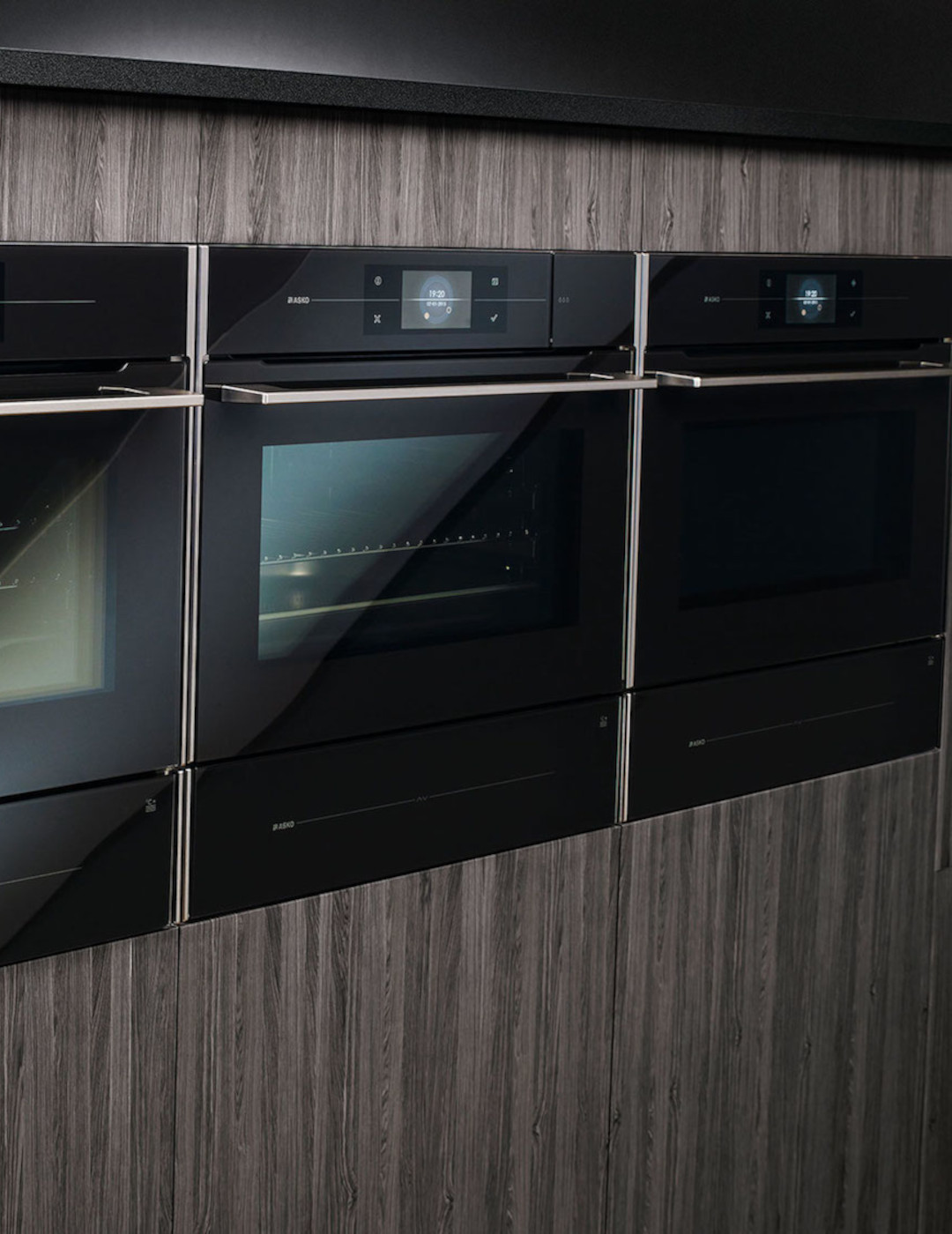 ASKO-Kitchen-Combi-Microwave-Ovens-resized-mobile.jpg